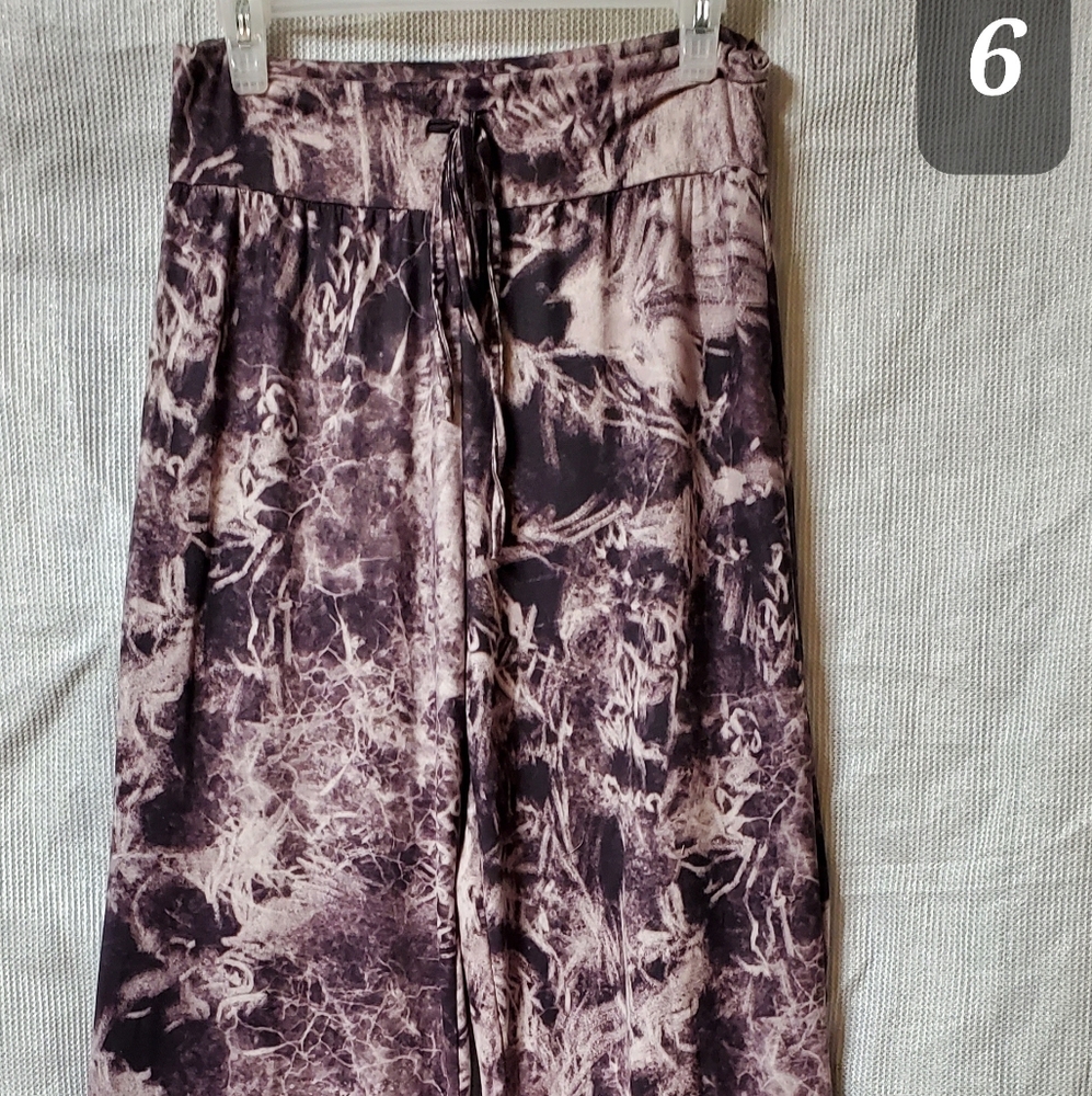 Black and White Wide Leg Pants with Artistic Flair